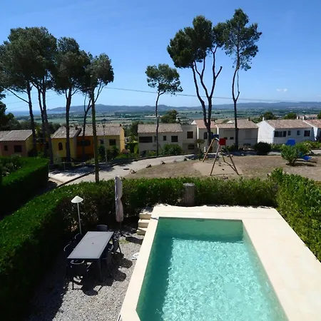 Holiday home Atenes 12 *